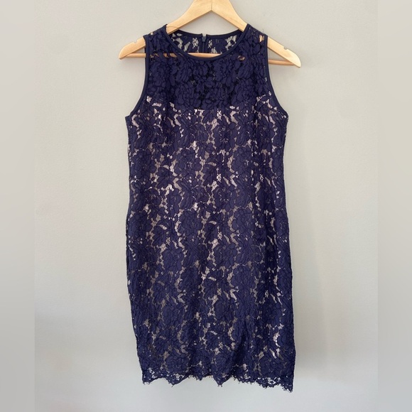 White House/Black Market Navy Blue Lace Mesh Overlay Sheath Lay Below Knee Dress - Picture 2 of 8